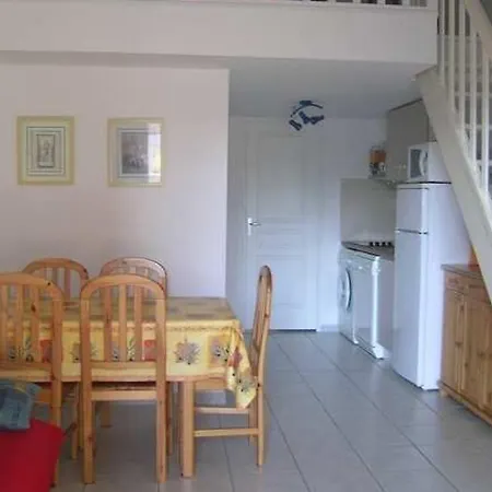 Pavillon 6 Pers Avec Piscine Et Parking, Proche - Fr-1-781-90 Holiday home Valras-Plage