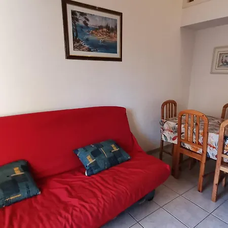 Pavillon 6 Pers Avec Piscine Et Parking, Proche - Fr-1-781-90 Casa vacanze