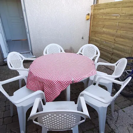 Pavillon 6 Pers Avec Piscine Et Parking, Proche - Fr-1-781-90 * Valras-Plage